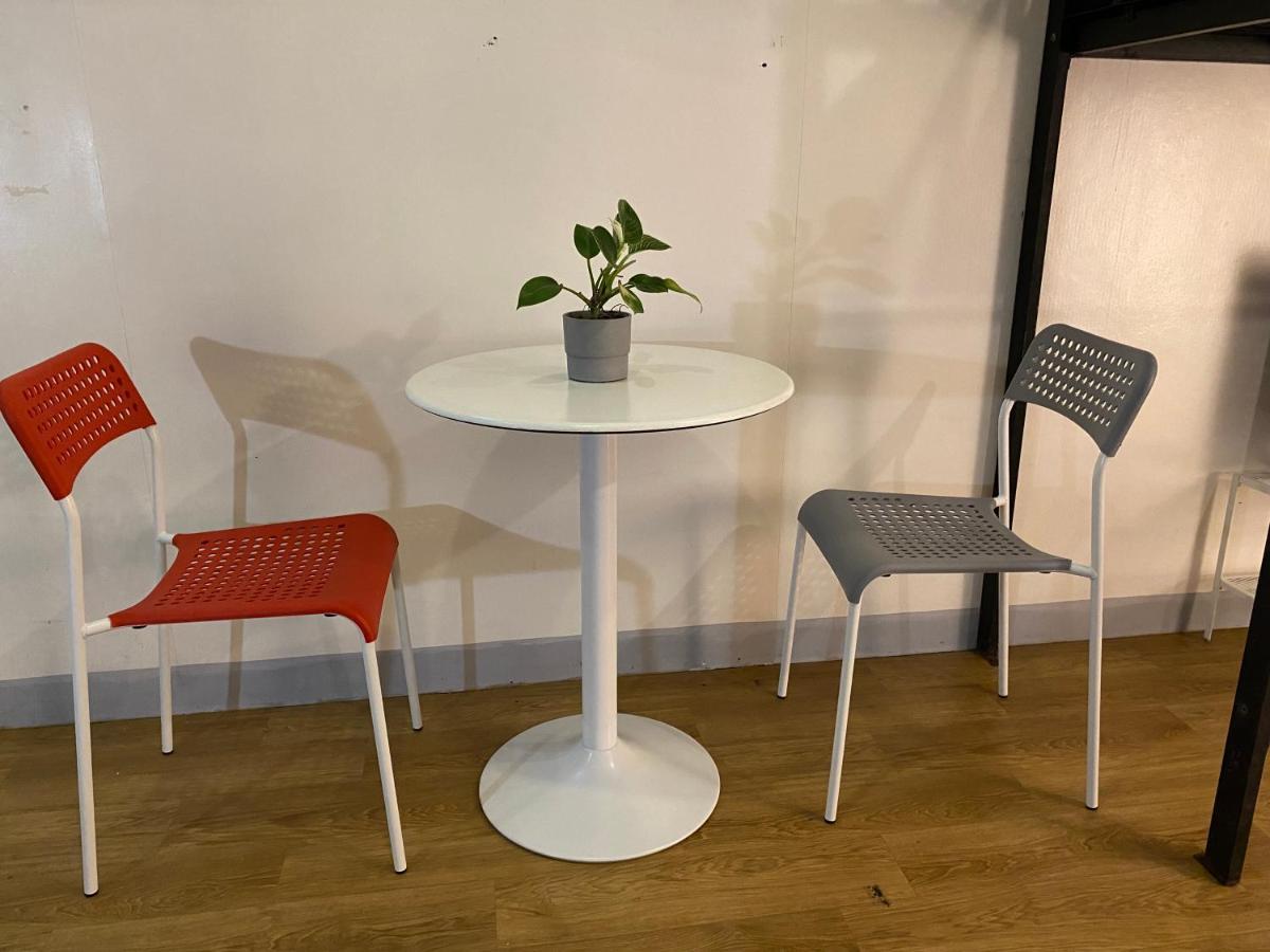 Burgos Hub Hostel Pasay Dış mekan fotoğraf
