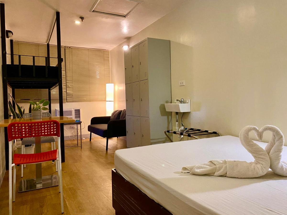 Burgos Hub Hostel Pasay Dış mekan fotoğraf